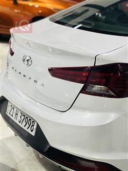 هیوندای ئەلەنترا